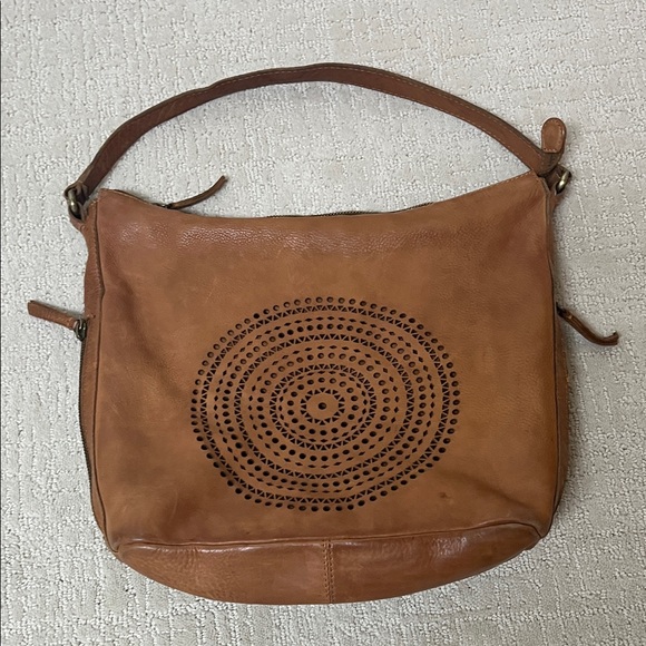 Handbags - Brown Leather Shoulder Bag